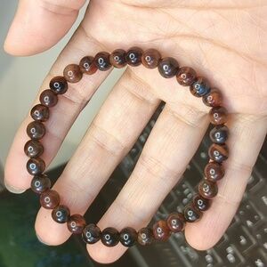 013 Red tiger eye bracelet